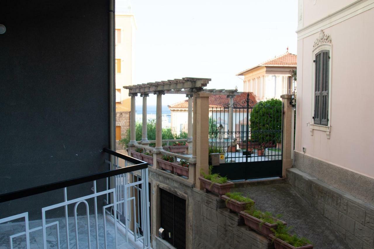 Villa St George à Imperia Extérieur photo