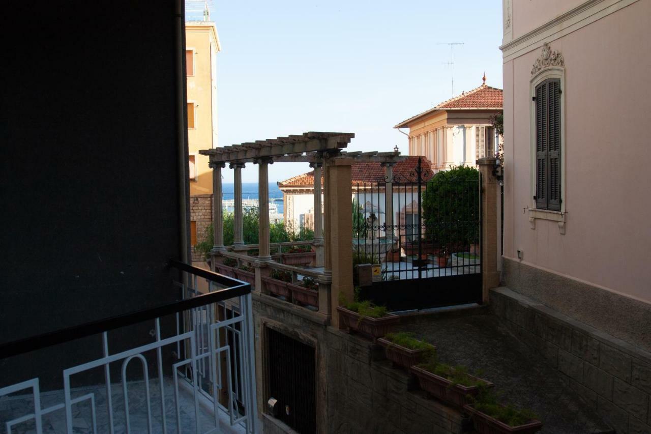 Villa St George à Imperia Extérieur photo